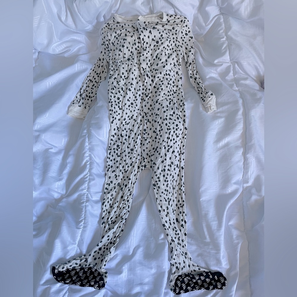 Magnetic Me sleeper size 18-24 months